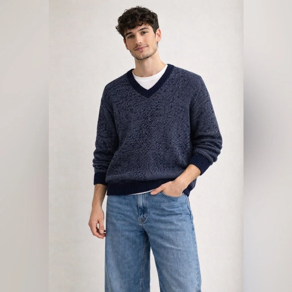Vintage Made in USA Navy Birdseye Knit V-Neck Sweater Men’s L Late 80s/Early 90s